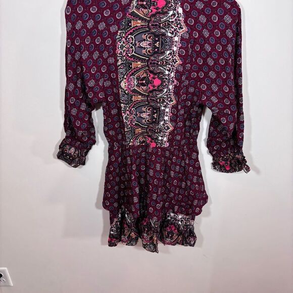 Umgee Wine Multiprint Surplice Long Sleeve Tiered Short Dress NEW Size Small - Picture 8 of 14
